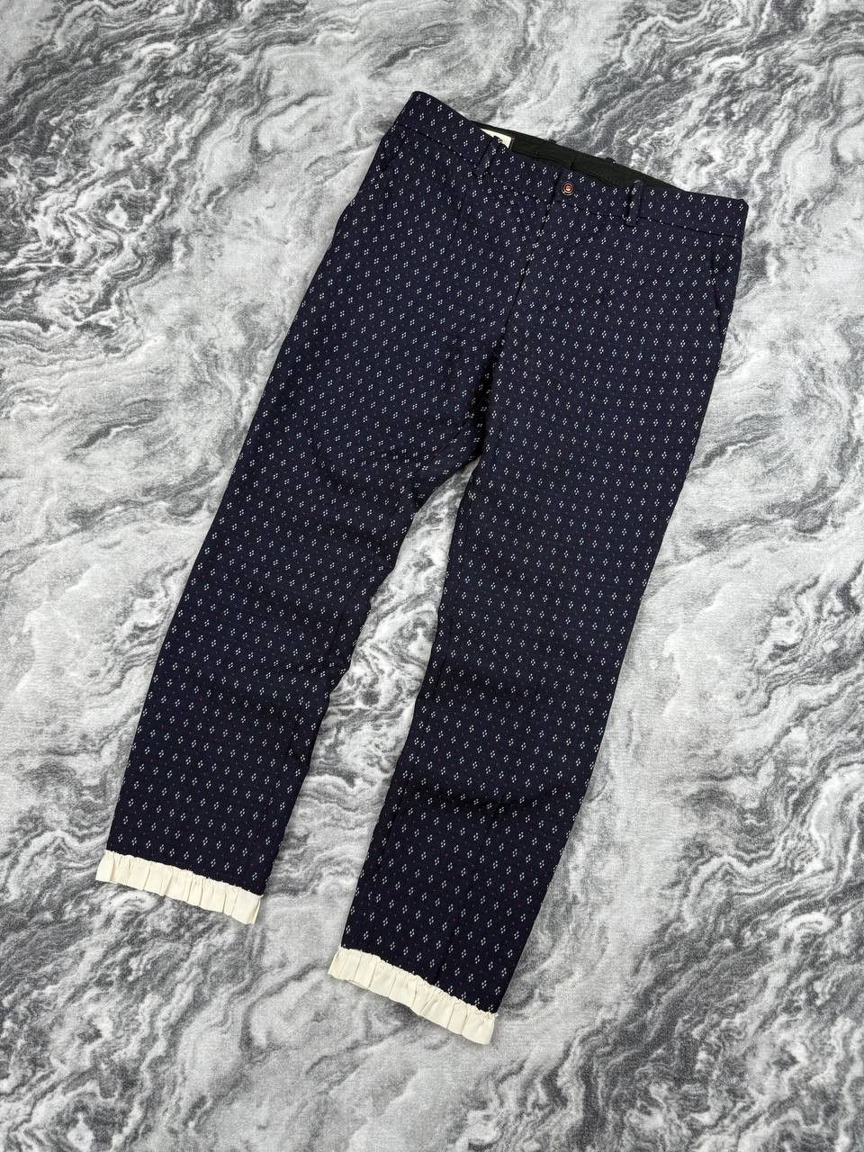 Gucci Сlassic Trousers Gucci Geometric-embroidered Wool-twill Size 28" / US 6 / IT 42 - 1 Thumbnail