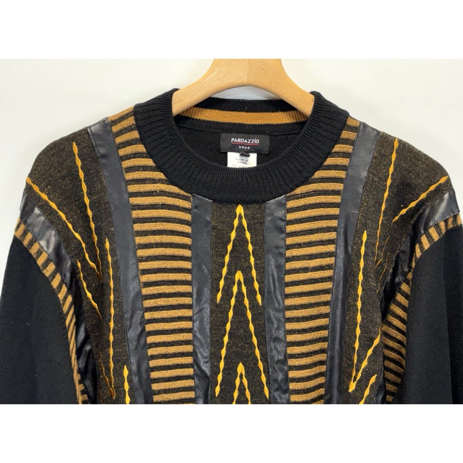 X-LARGE PARADAZZIO Uomo Sweater XL Men Black Yellow Crew Neck Knit Pullover Wool/Acrylic Vintage Cosby Grandpa Mens Size US XL / EU 56 / 4 - 2 Thumbnail