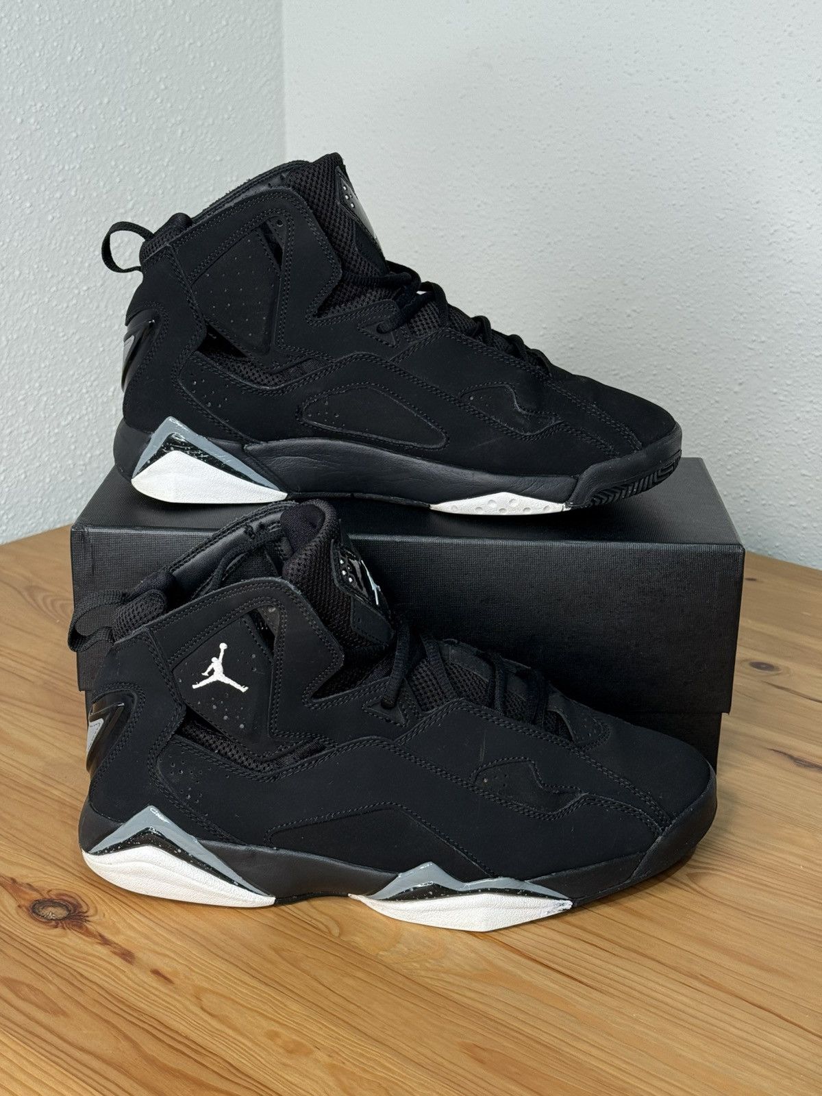 Jordan Brand Jordan True Flight Black Cool Grey Size US 10 / EU 43 - 4 Thumbnail