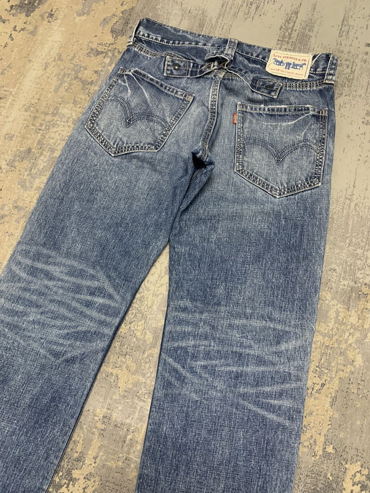 Levi's Vintage Levis 503 Buckle Back Distressed Denim Jeans 33x32 Size US 33 - 12 Thumbnail