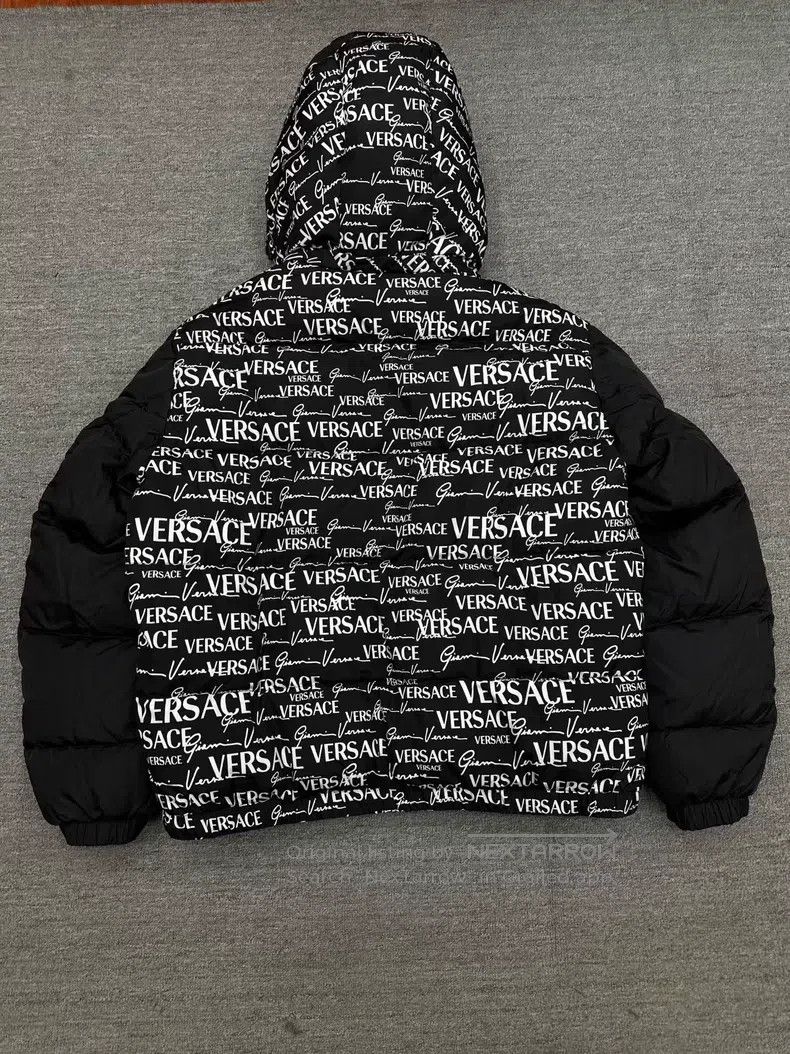 Versace Versace Wear a down jacket on both sides of the full seal Size US L / EU 52-54 / 3 - 2 Thumbnail