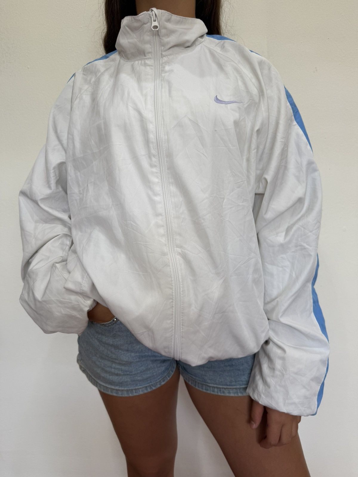 Nike Vintage Nike Windbreaker Jacket White & Blue Unisex Size US M / EU 48-50 / 2 - 3 Thumbnail
