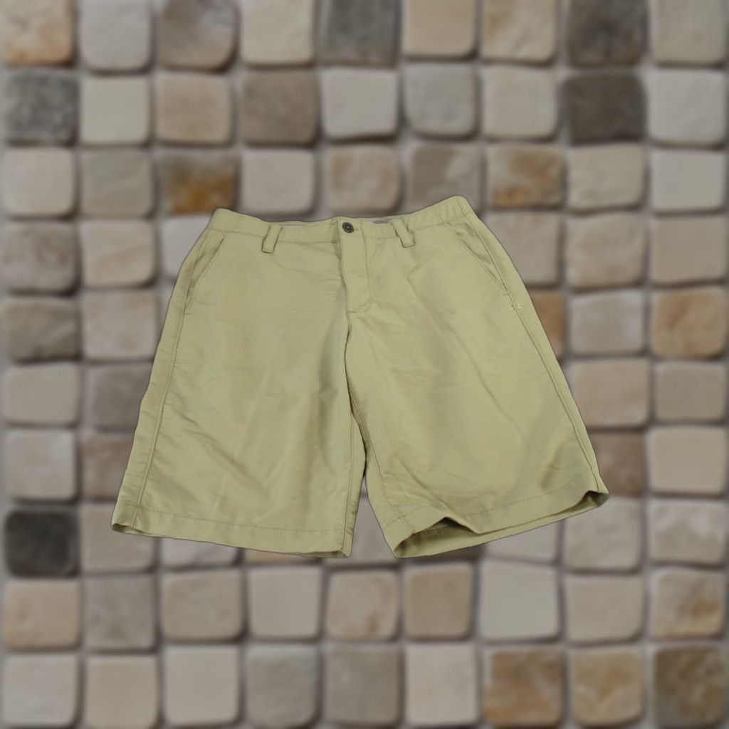 Under Armour Under Armour Shorts 34 Chino Lightweight Khaki Mens Outdoor Sports Casual Size US 34 / EU 50 - 1 Thumbnail