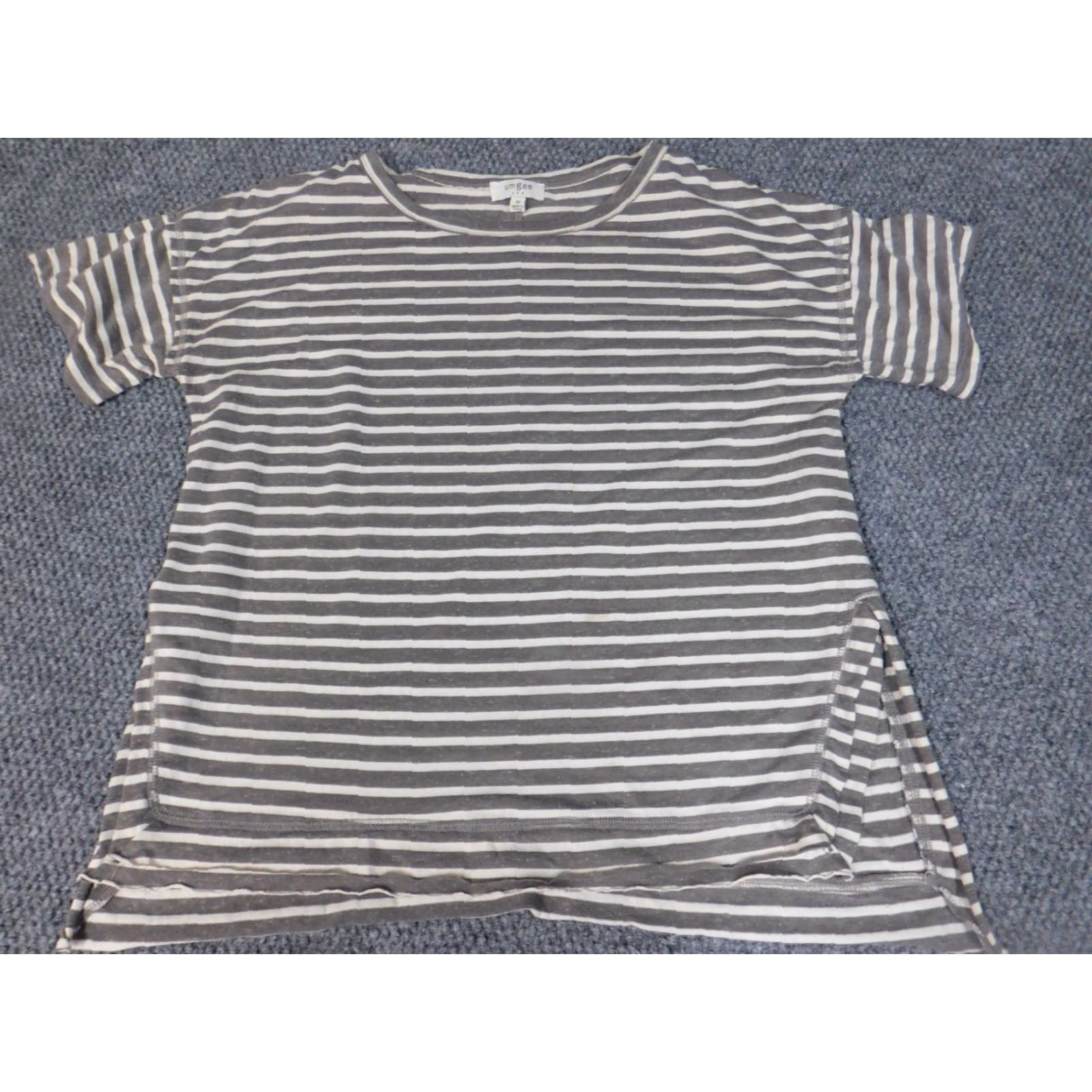 Vintage Umgee Womens Shirt Medium Gray pullover stretch striped top casual Size M / US 6-8 / IT 42-44 - 2 Thumbnail