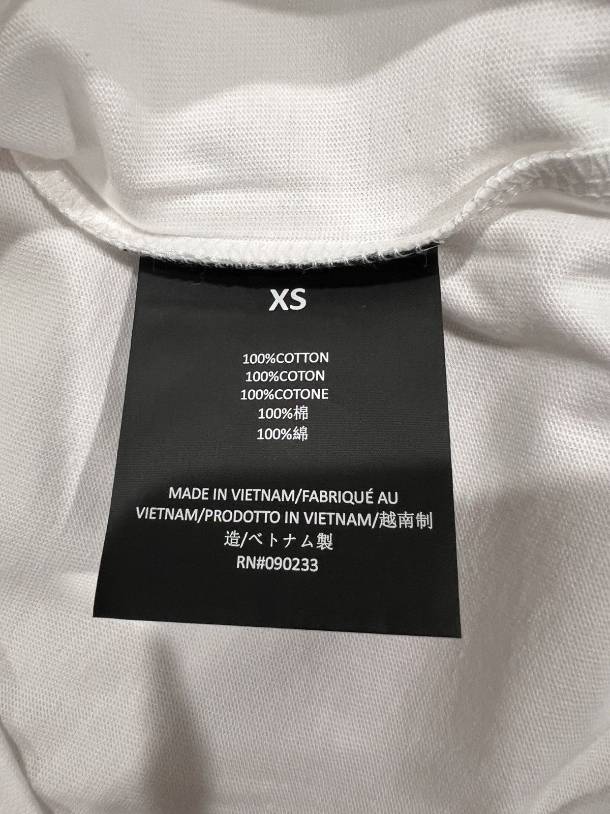 Essentials Essentials classic fit t-shirt bright white Size XS Size US XS / EU 42 / 0 - 7 Thumbnail