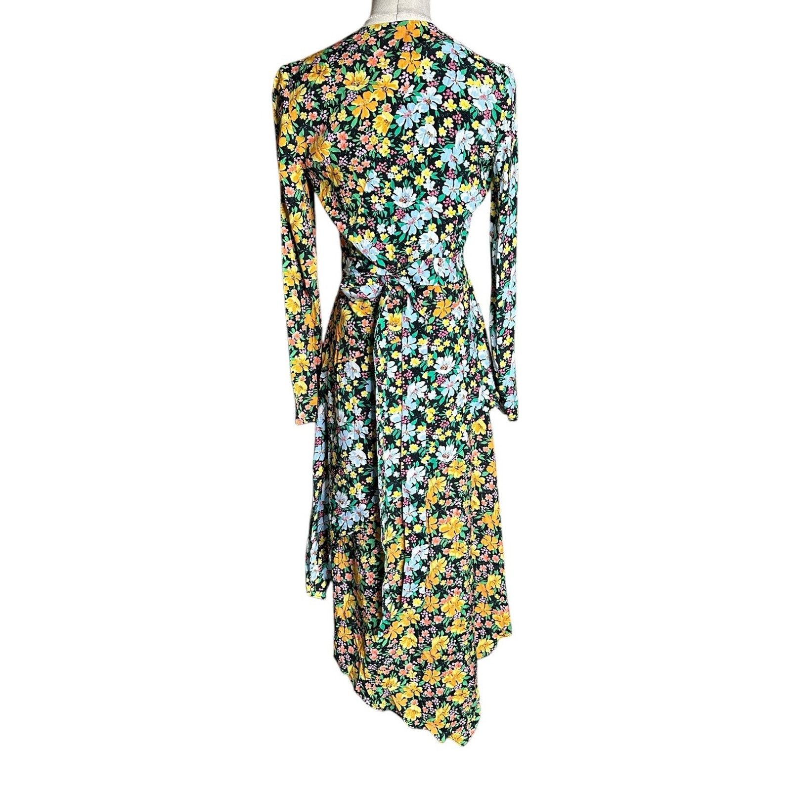 Maje Maje Roen Black Floral Faux Wrap Midi Dress Sz 1 Small $415 Size S / US 4 / IT 40 - 5 Thumbnail