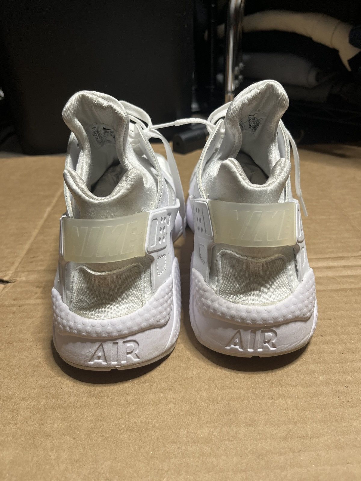 Nike Nike Air Huarache Size US 10.5 / EU 43-44 - 3 Thumbnail