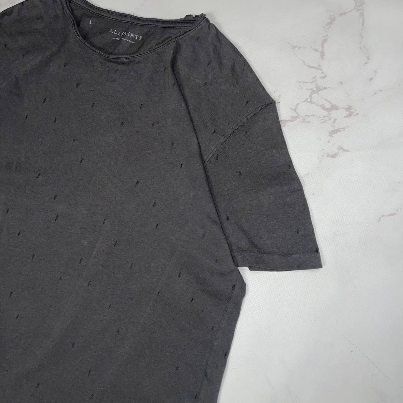 Allsaints distressed allsaints tshirt hole size L\ Size US L / EU 52-54 / 3 - 3 Thumbnail
