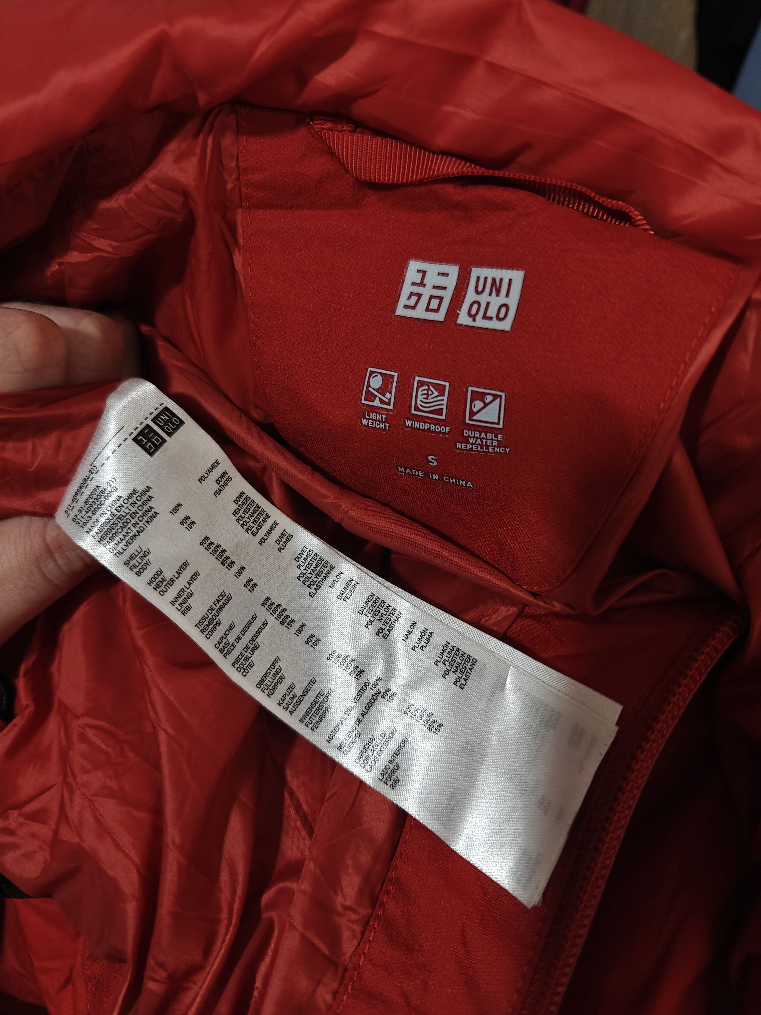Uniqlo Uniqlo Puffer Zip Jacket Water/Wind Proof Red size S Size US S / EU 44-46 / 1 - 9 Thumbnail