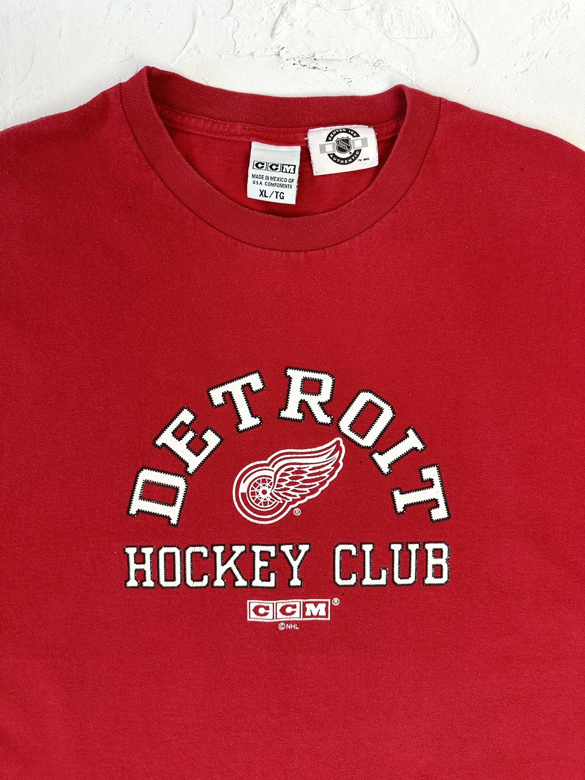 NHL × Vintage Vintage Detroit Hockey Club Red T-shirt Size US XL / EU 56 / 4 - 6 Thumbnail