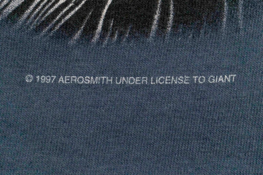 Band Tees 90's Aerosmith 「Nine Lives」ツアー Tシャツ Size US L / EU 52-54 / 3 - 4 Thumbnail