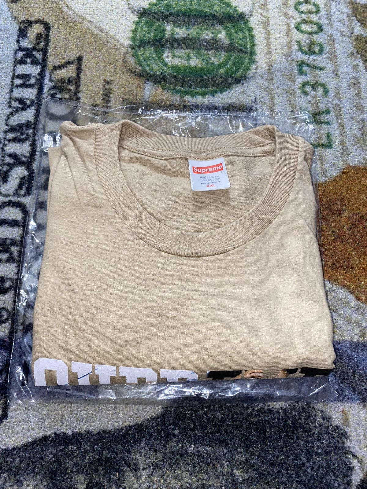 Supreme Supreme Tera Patrick Tee Size US XXL / EU 58 / 5 - 2 Thumbnail
