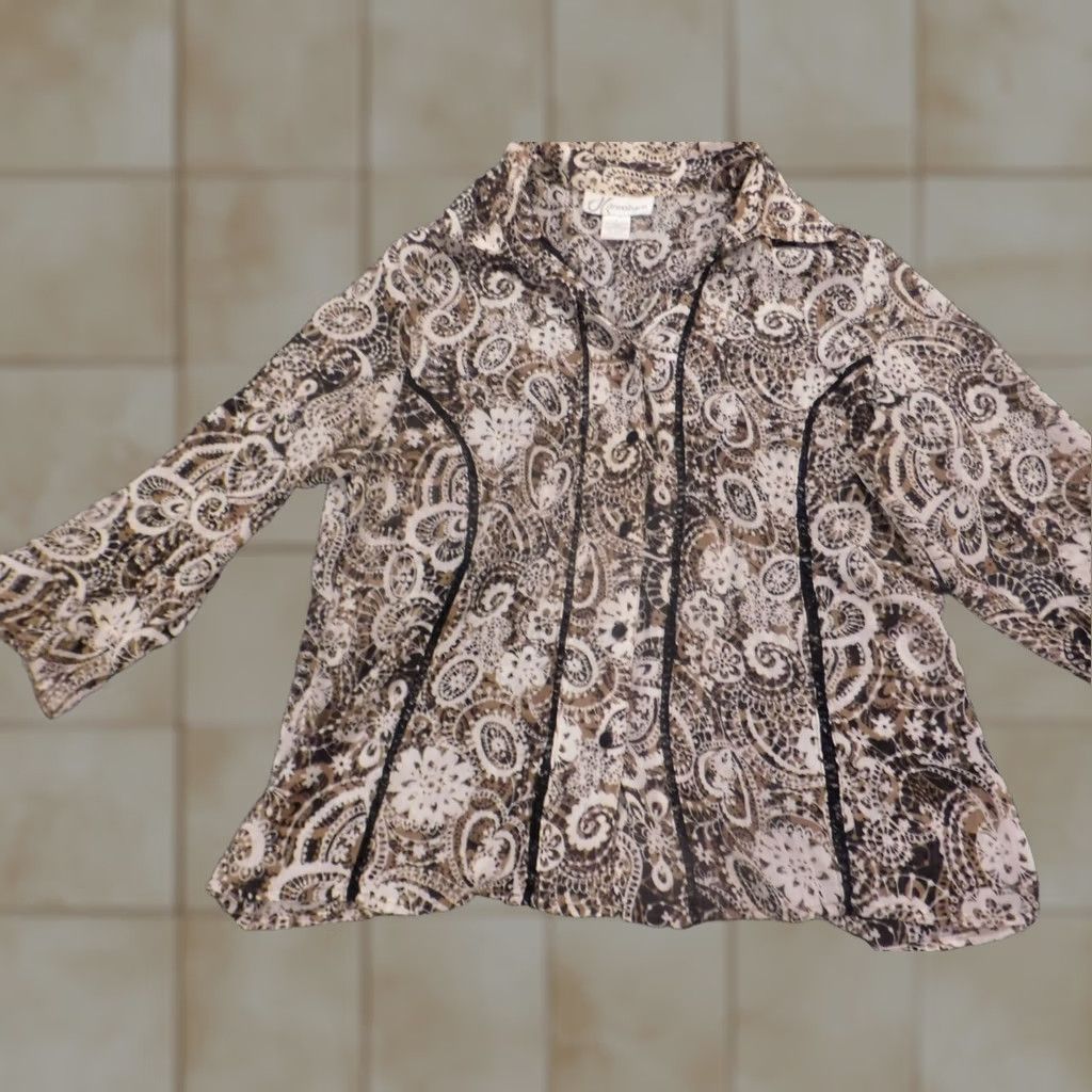 Vintage Dressbarn Womens Blouse Button-Up Long Sleeve Brown Floral Casual L Size Brown Pattern Floral Ruffle Accent Womens Regular Button-Up Shirt Size L / US 10 / IT 46 - 1 Thumbnail