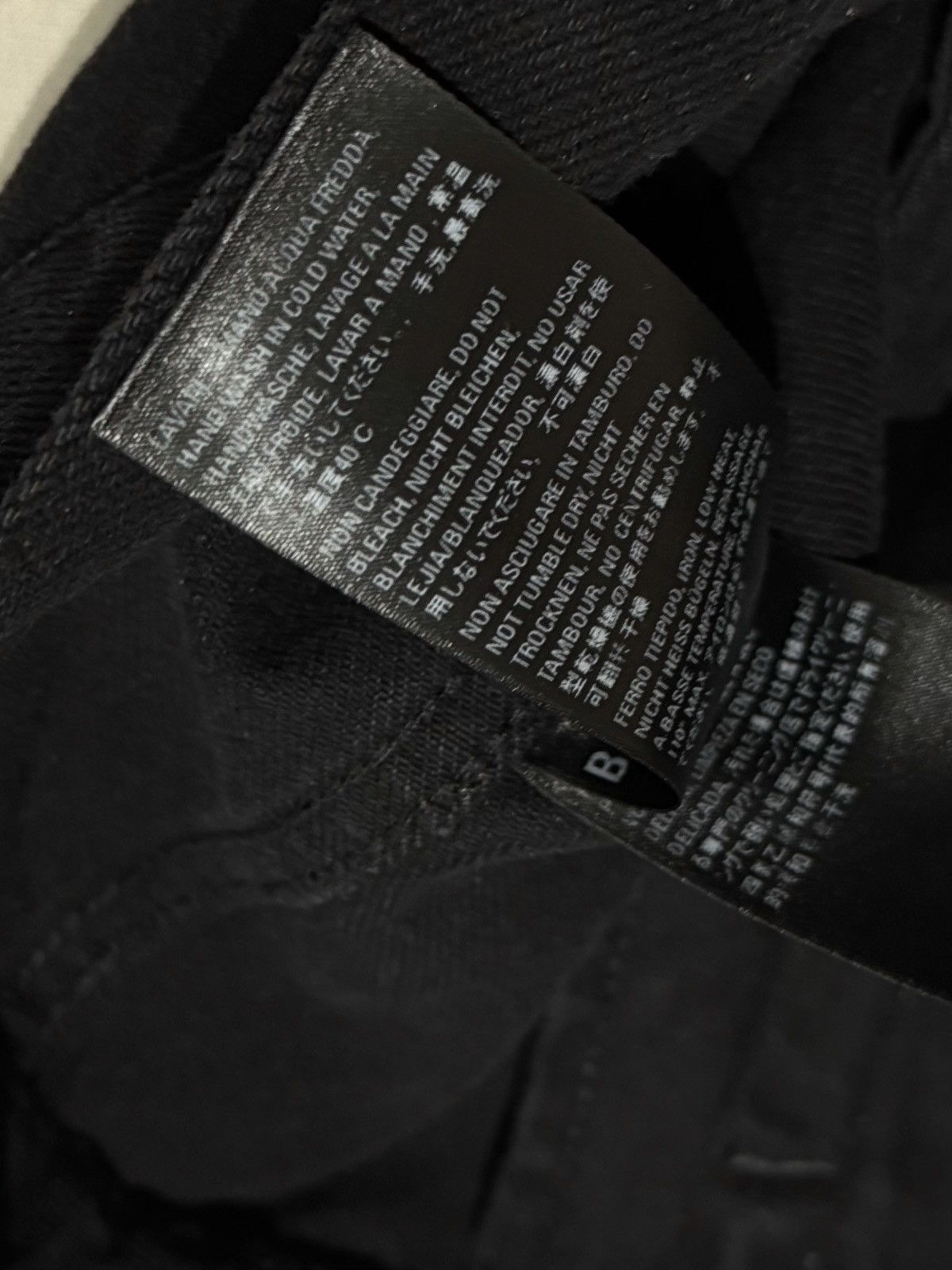 Balenciaga AW19 NEW GAS FUEL BLACK TRUCKER GAUGE DENIM JACKET Size US L / EU 52-54 / 3 - 10 Thumbnail