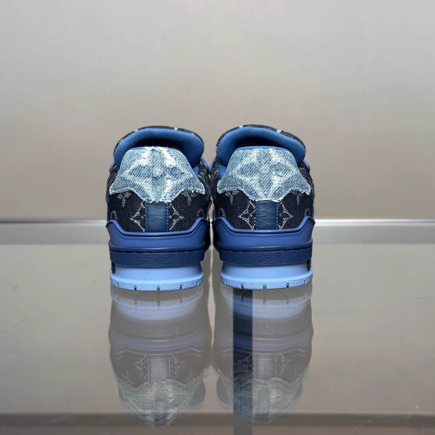 Louis Vuitton LV Trainer Distressed Blue Denim Monogram UK5.5 99 Size US 6.5 / EU 39-40 - 4 Thumbnail