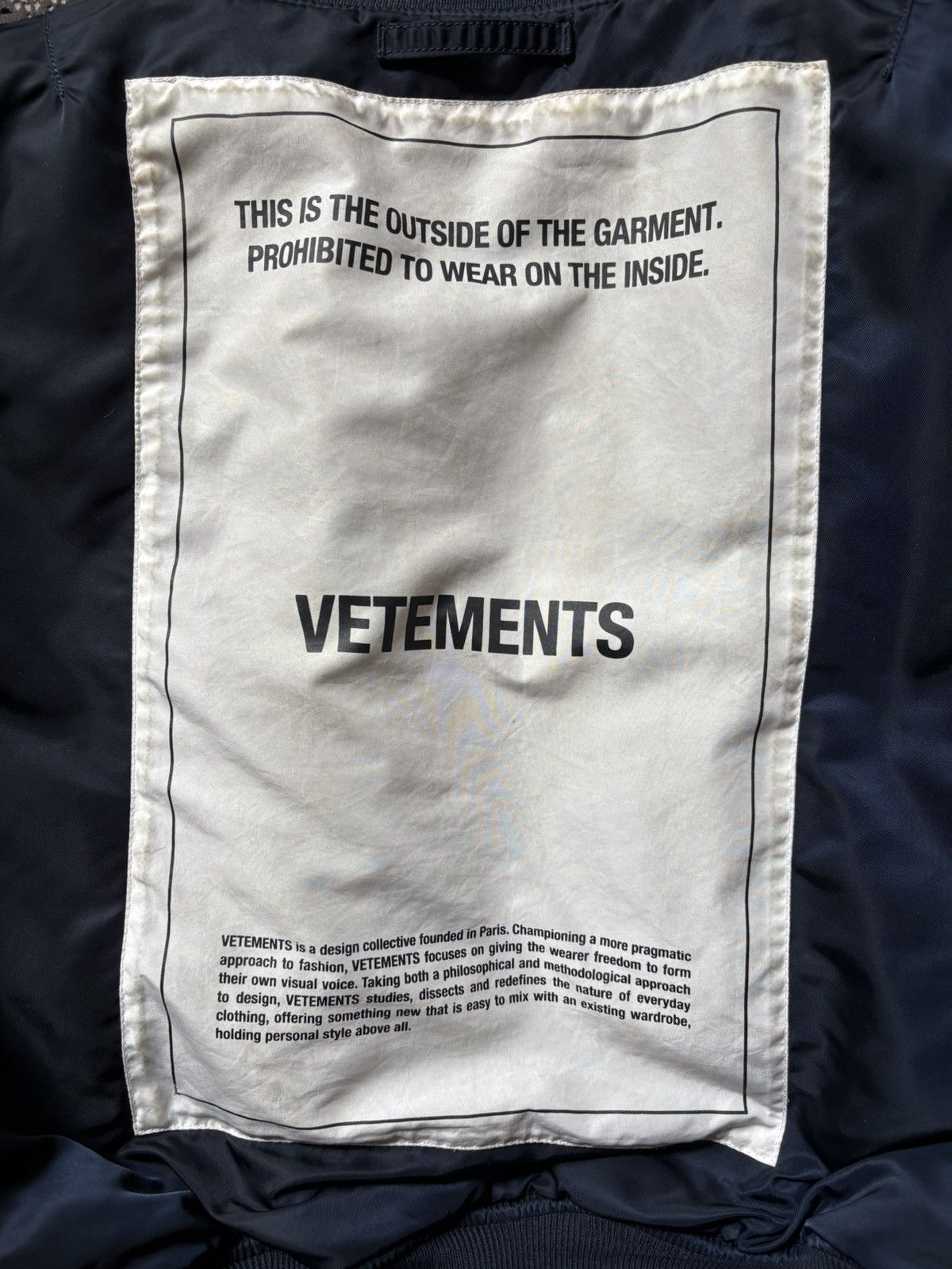 Alpha Industries × Vetements Vetements AW21 Reversible Cropped Bomber MA-1 Flight Bomber Size US XS / EU 42 / 0 - 5 Thumbnail