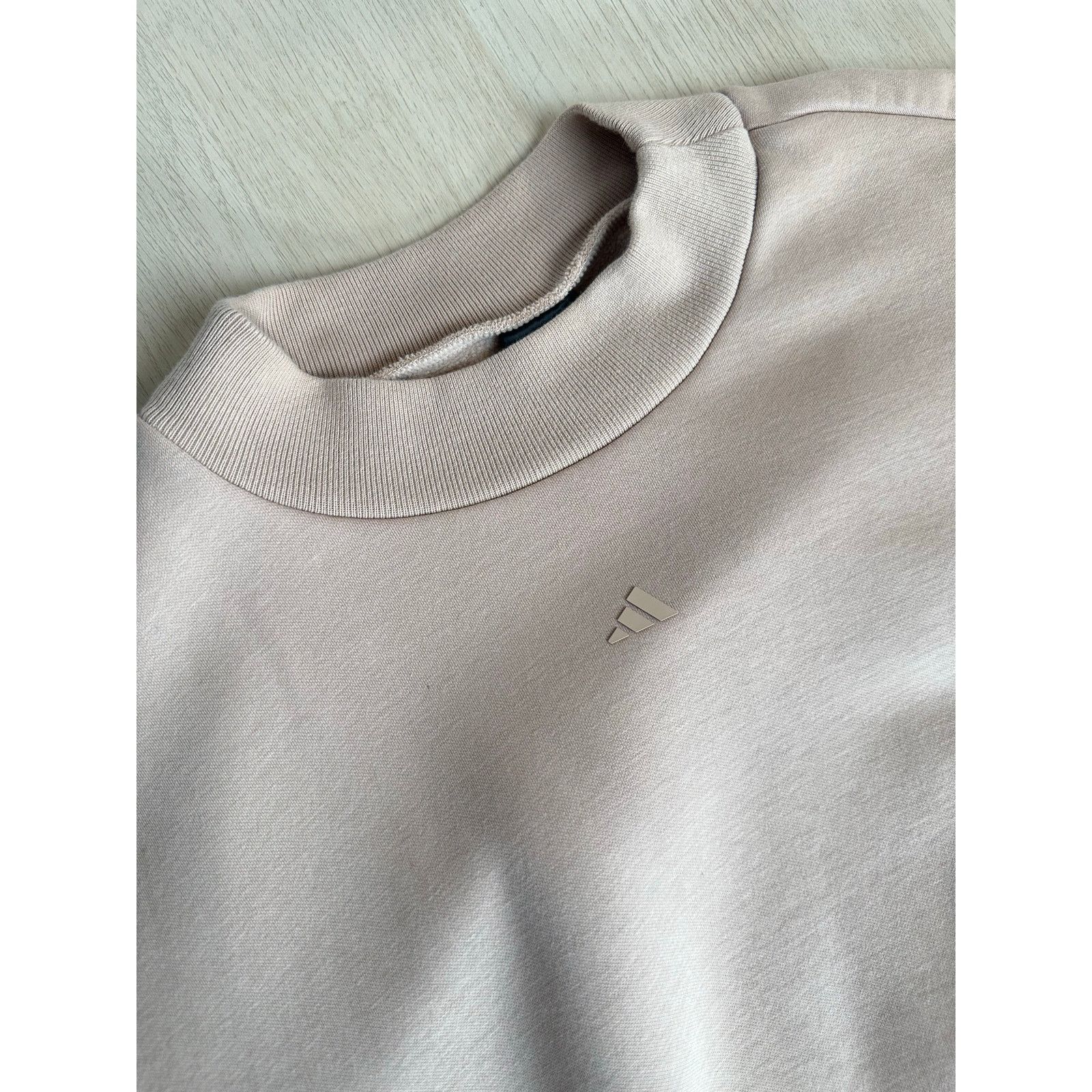 Adidas Adidas Basketball Beige Crewneck - Size M - New IM8422 Size US M / EU 48-50 / 2 - 10 Thumbnail