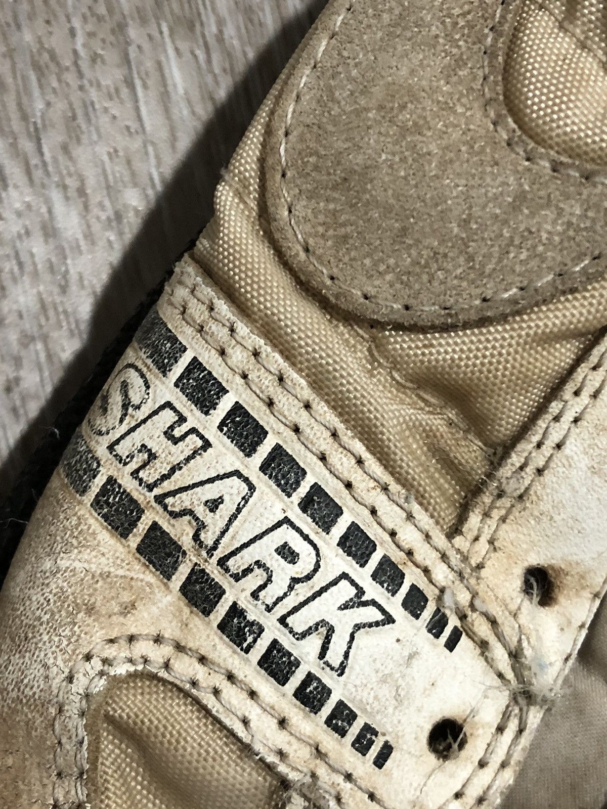 Nike × Vintage Vtg 1988 Nike Landshark Football Cleats Size US 6.5 / EU 39-40 - 4 Thumbnail