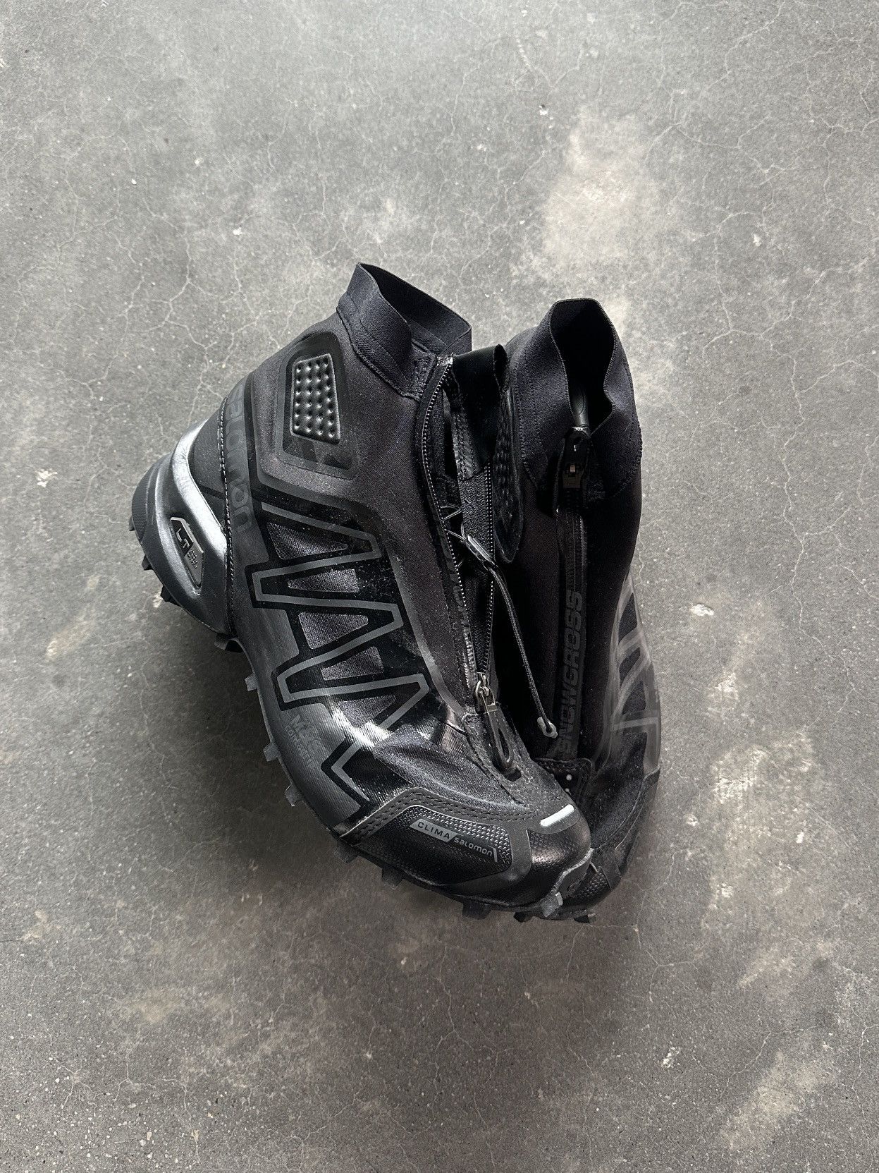 image of Salomon Snowcross High-Top Shoes Black, Men's (Size 9)