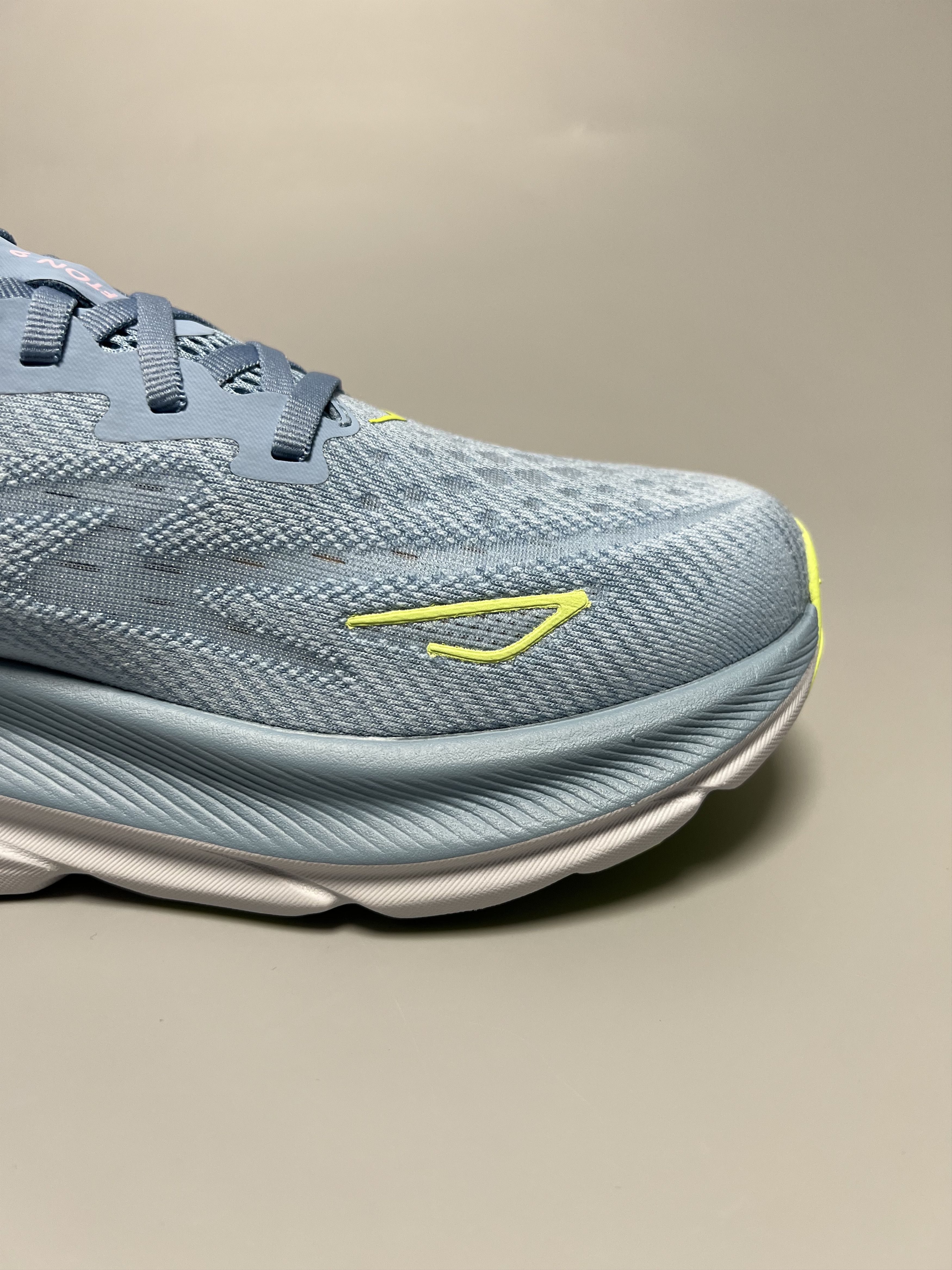 Hoka 10D Hoka One One Clifton 9 Wide Running Shoes Walking Gym Size US 10 / IT 40 - 7 Thumbnail