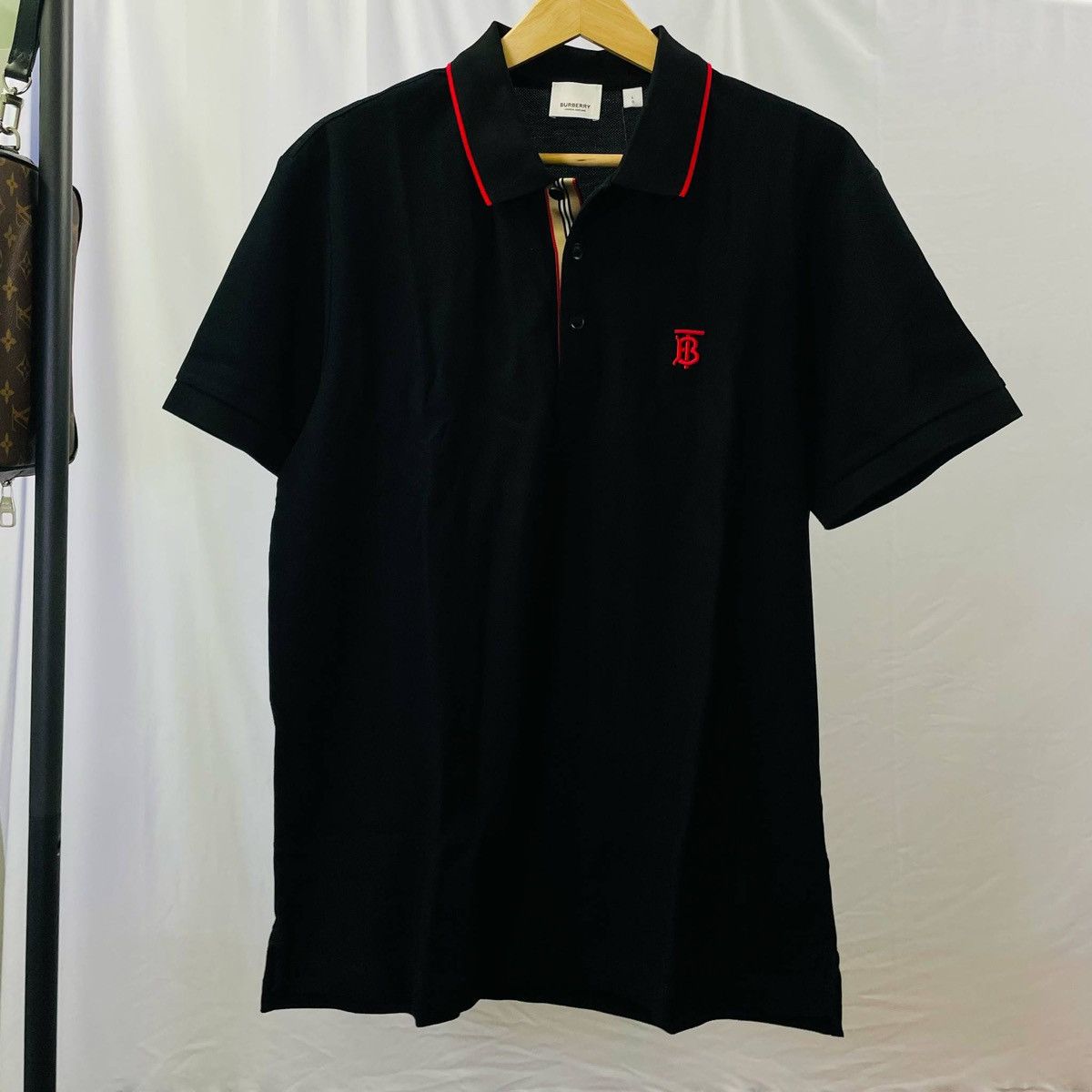 Burberry BURBERRY BT Size US M / EU 48-50 / 2 - 2 Thumbnail