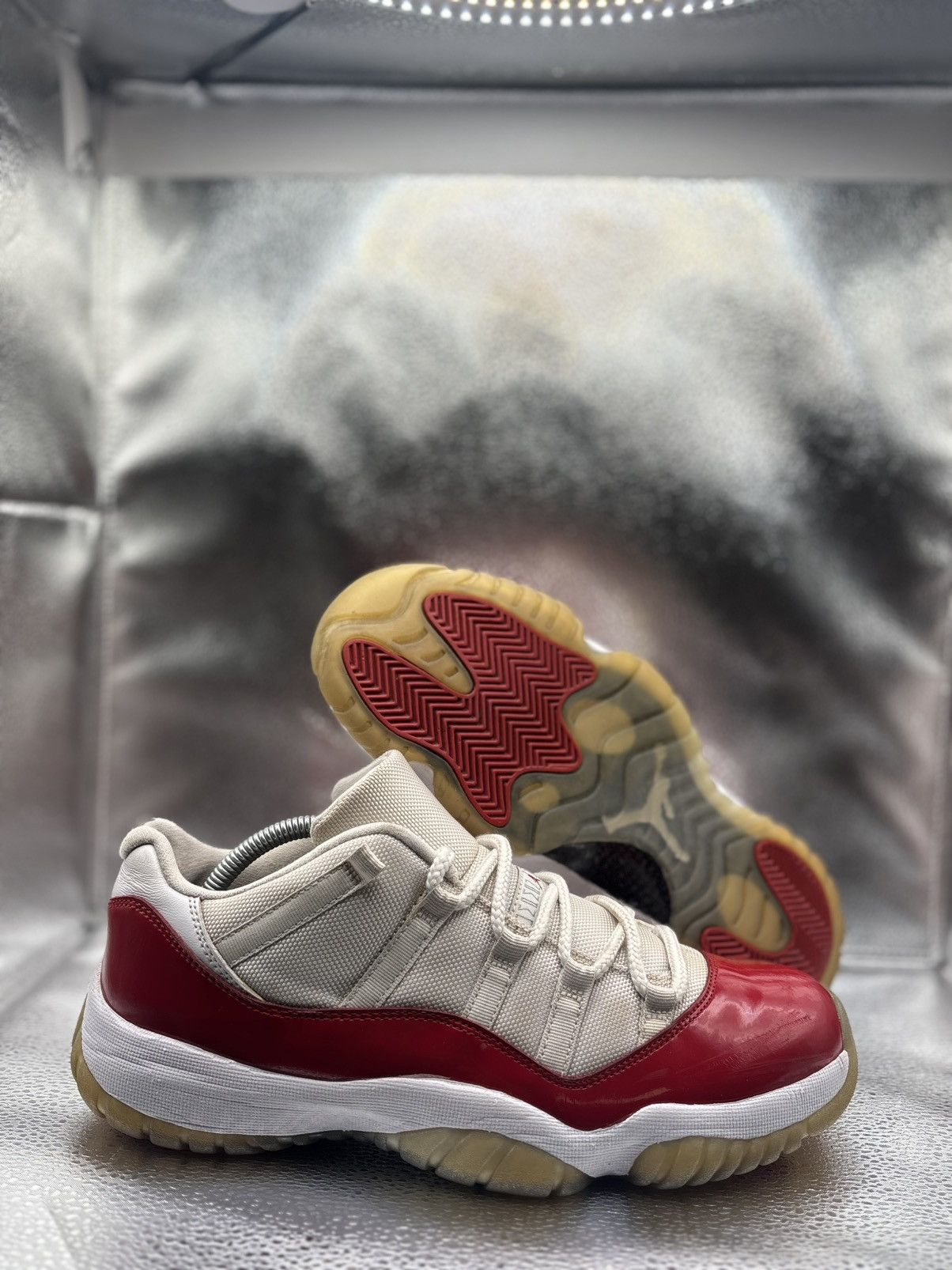 Jordan Brand Air Jordan 11 low cherry Size US 10 / EU 43 - 1 Thumbnail
