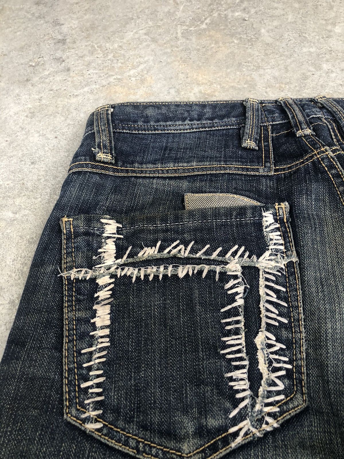 If Six Was Nine Taverniti Flared Jeans Mudwash Distressed Jeans Size US 33 - 16 Thumbnail