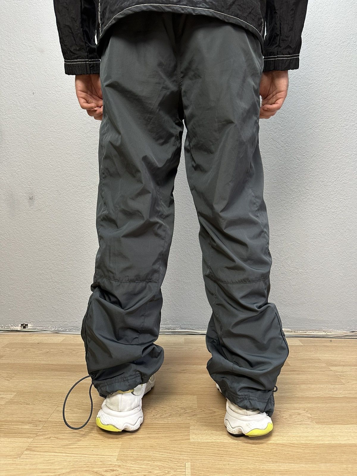 Nike × Vintage Vintage Y2K Nike Nylon Drill Track Pants Logo Embroidered Size US 33 - 6 Thumbnail