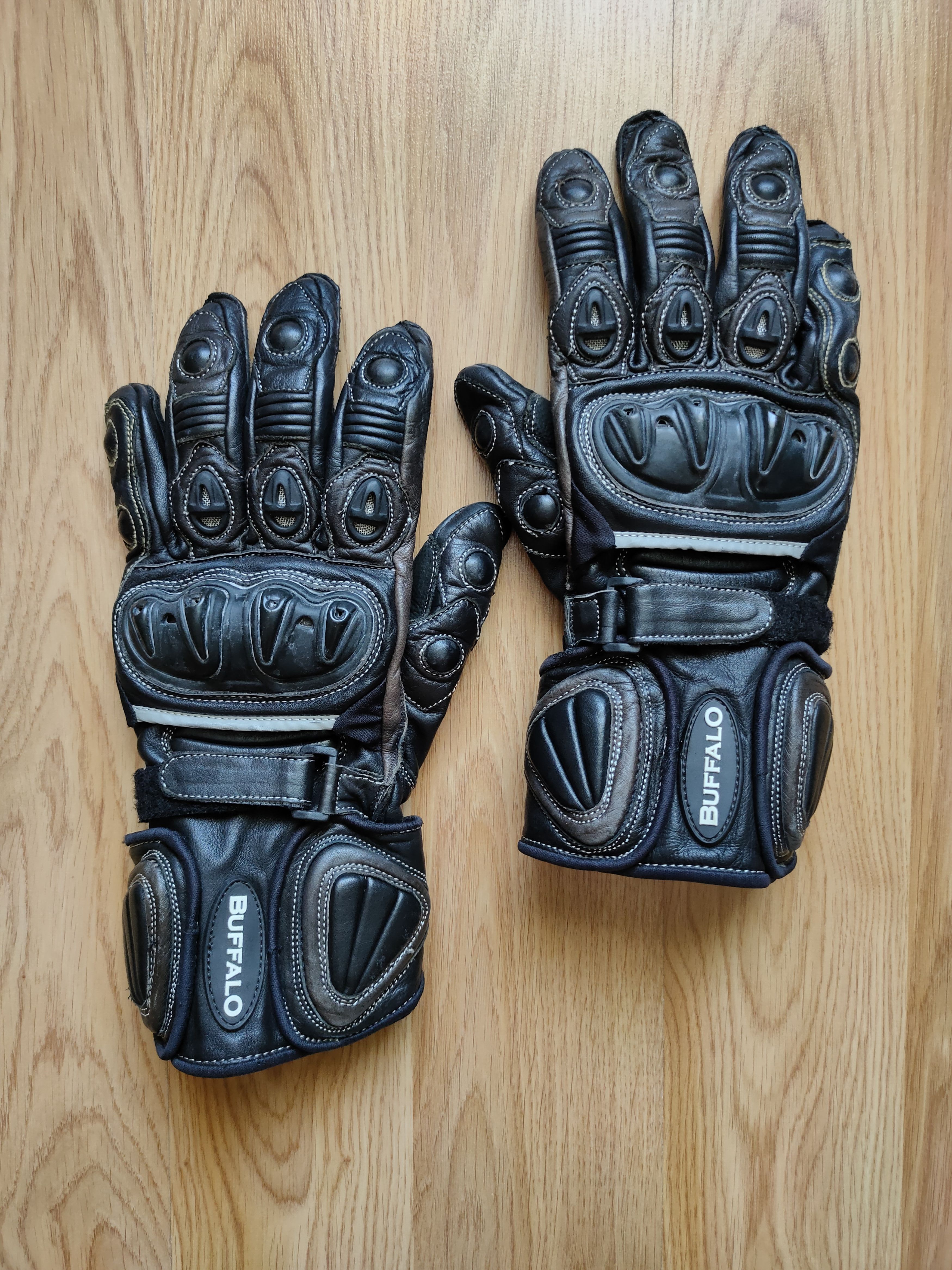 BUFFALO BOBS Vintage Y2K Motorcycle leather gloves Buffalo motoracing Size ONE SIZE - 1 Thumbnail