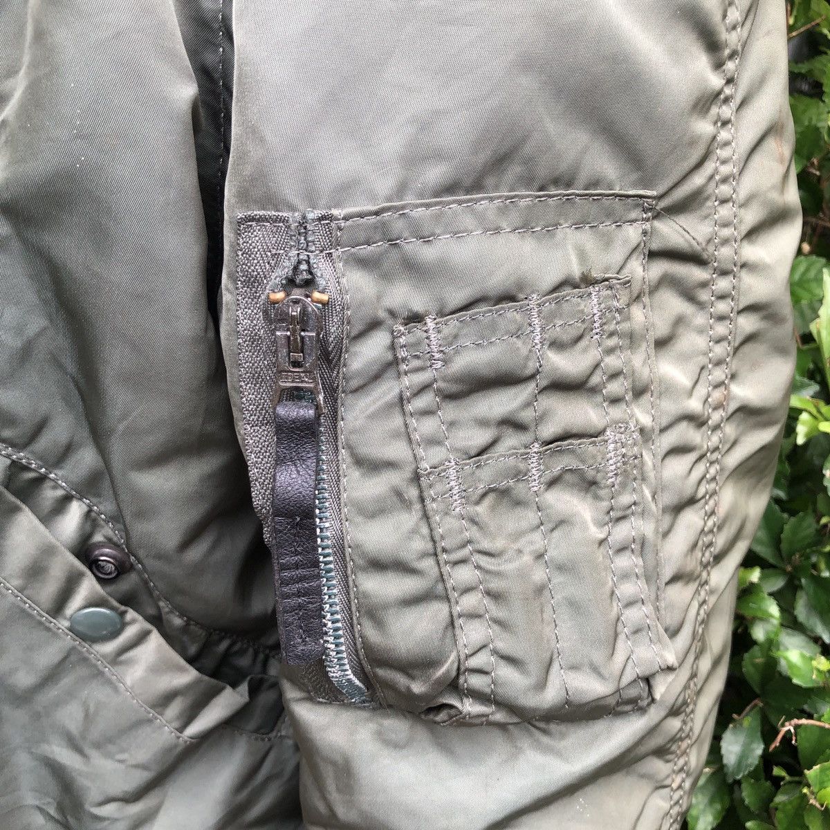 Alpha Industries ALPHA INDUSTRIES N-2B BOMBER JACKET Size US M / EU 48-50 / 2 - 6 Thumbnail