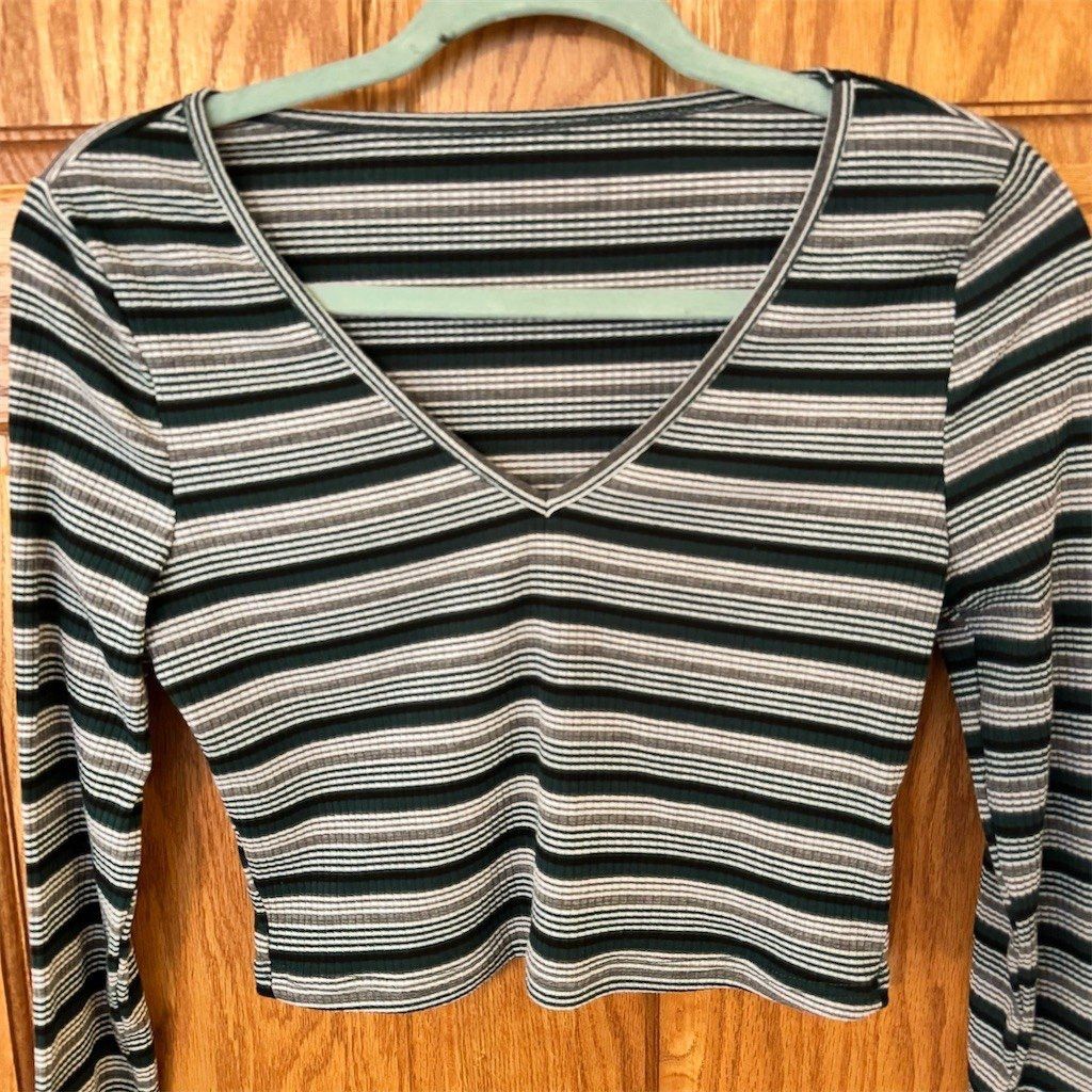 Shein SHEIN Crop Top Womens Size M Green White Black Striped Ribb Size M / US 6-8 / IT 42-44 - 2 Thumbnail