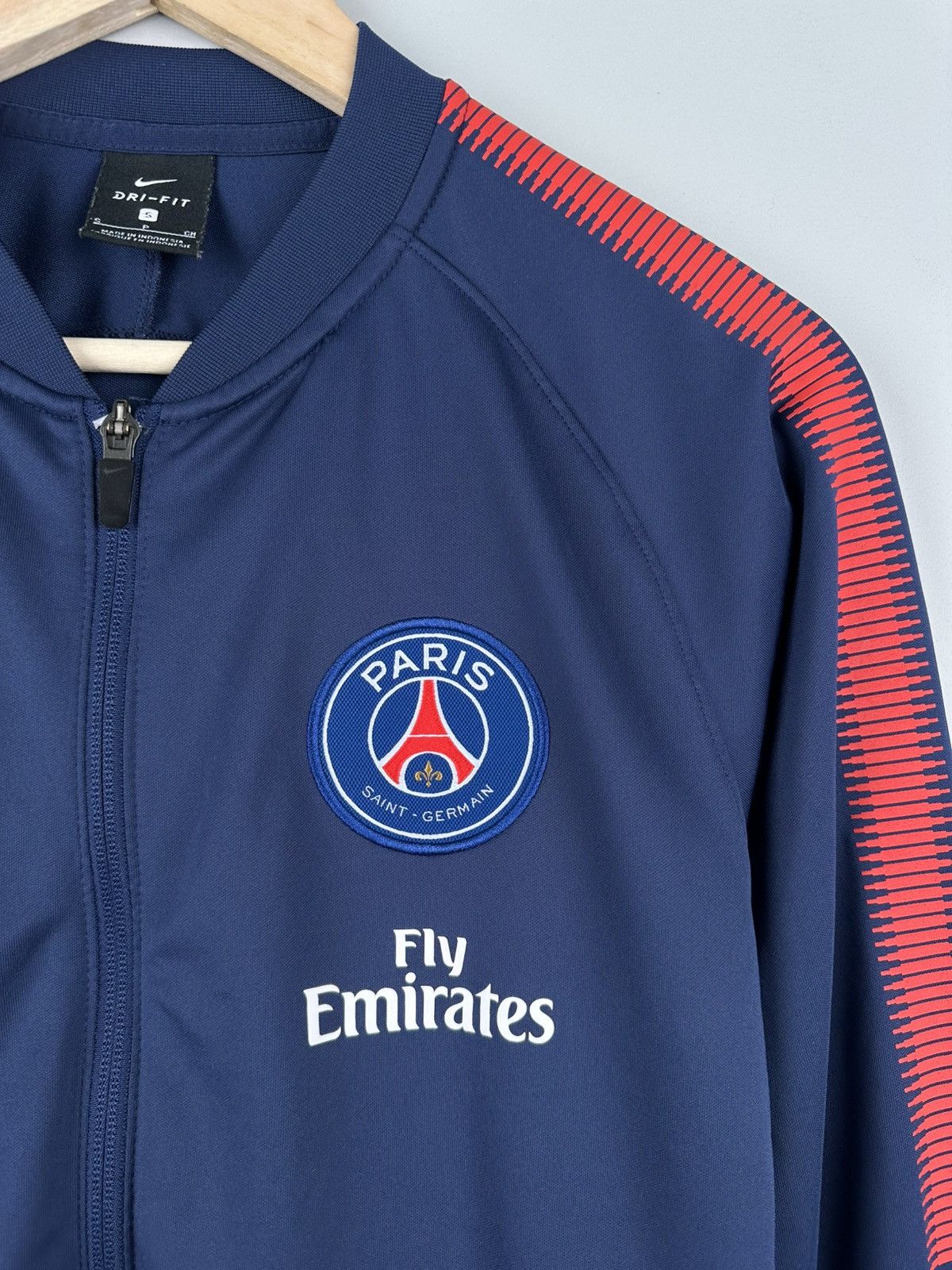 Nike Nike PSG Paris Saint Germain Lightweight Jacket Size US S / EU 44-46 / 1 - 3 Thumbnail