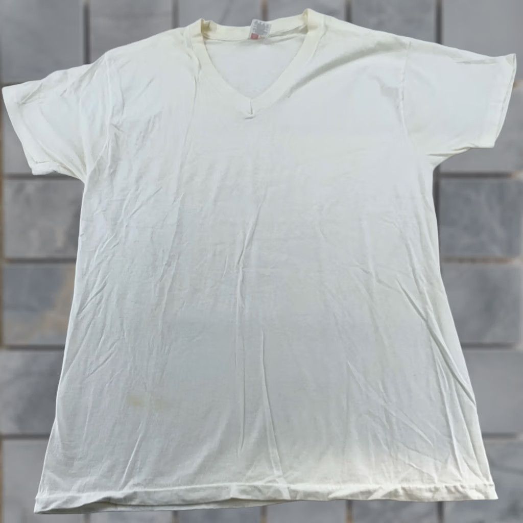 Hanes Hanes V-Neck T-Shirt Mens Large White Shirt Mens L White V-Neck Cotton Jersey Short Sleeve Solid Classic Size US L / EU 52-54 / 3 - 1 Thumbnail