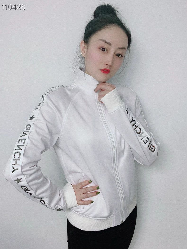 Givenchy Givenchy White Sports Suit 071013 D08 Size 40 Shoulder Wid Size US M / EU 48-50 / 2 - 5 Thumbnail