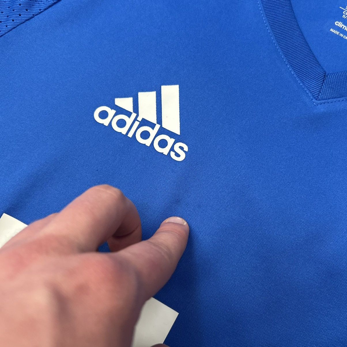 Adidas Mens Adidas FC Valencia 2017 training soccer jersey Size US S / EU 44-46 / 1 - 6 Thumbnail