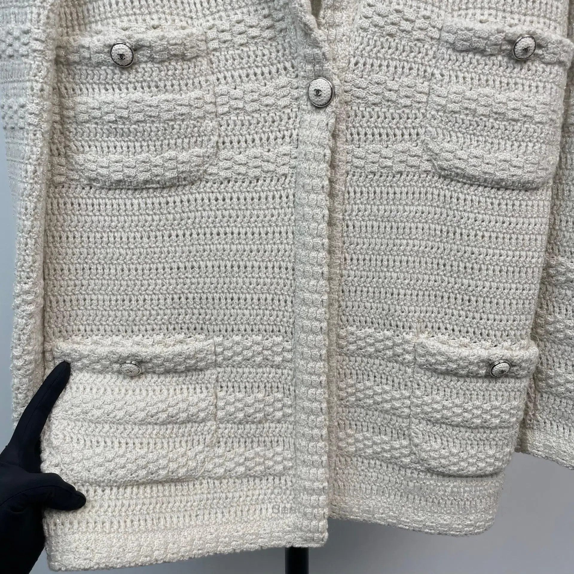 Chanel Chanel White Silver Thread Four Pocket Knit Cardigan Jacke Size XS / US 0-2 / IT 36-38 - 4 Thumbnail