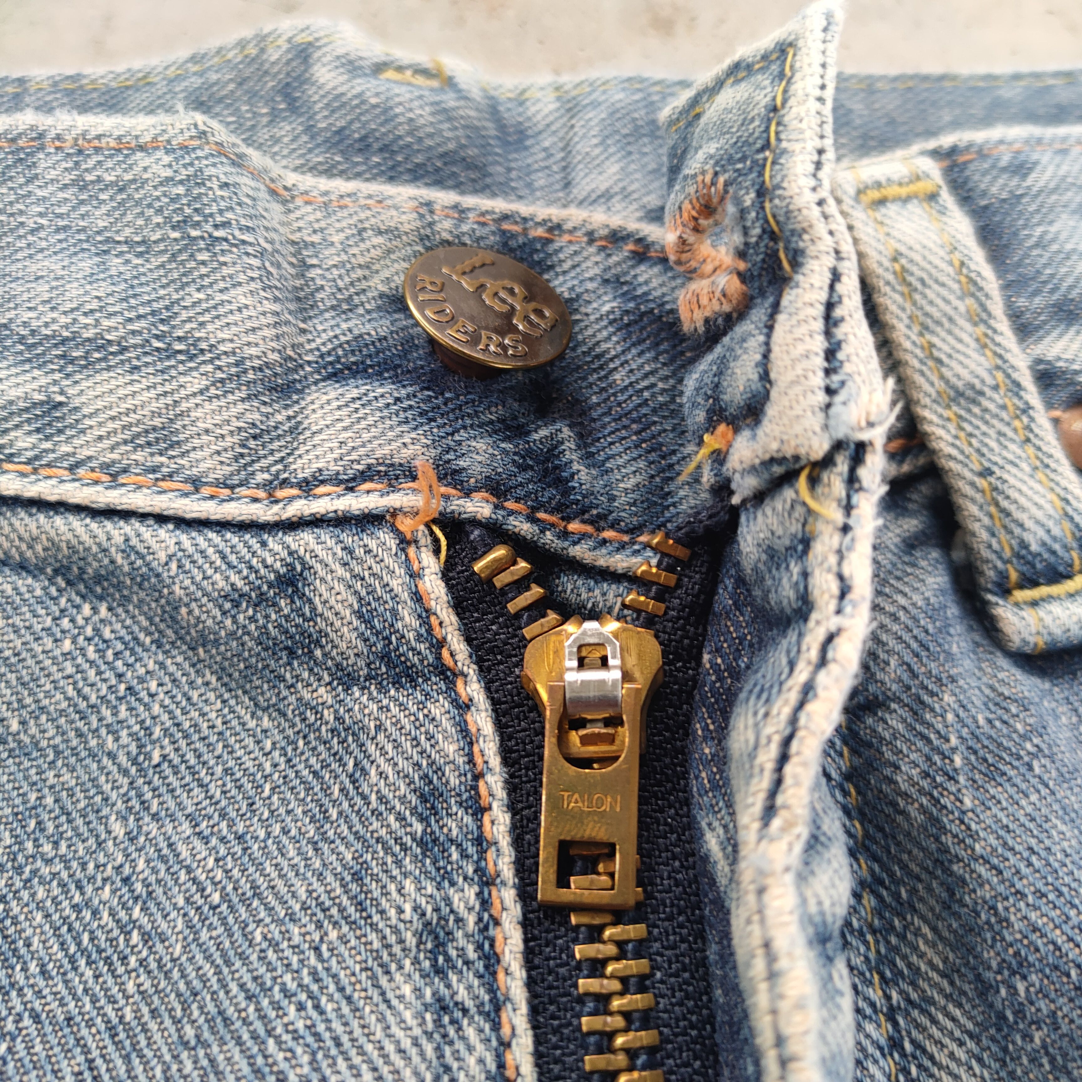 Lee W29 VINTAGE LEE FADED DISTRESSED JEAN DENIM PANTS Size US 29 - 7 Thumbnail