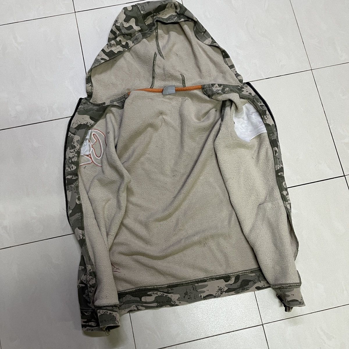 Carhartt Carhartt Camo Sleeveless Hoodie Zipper Size US S / EU 44-46 / 1 - 9 Thumbnail