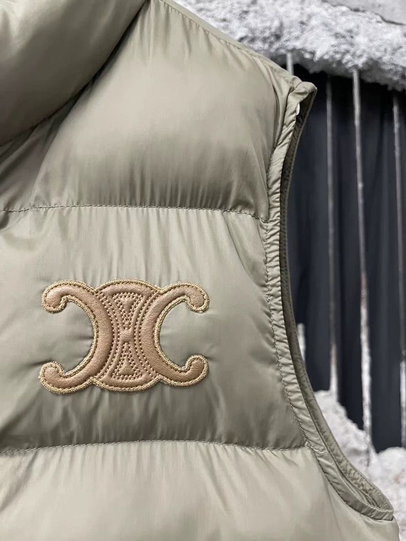 Celine Celine Padded Vest with Golden Buttons Size US S / EU 44-46 / 1 - 5 Thumbnail