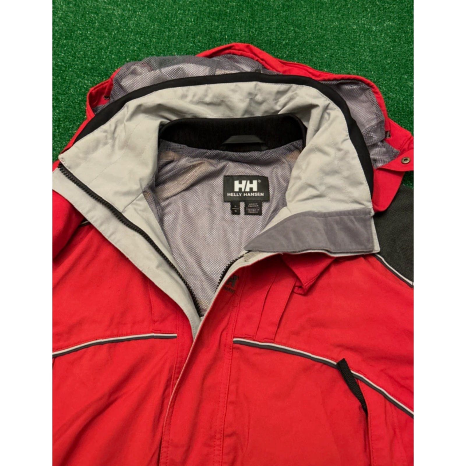 Helly Hansen VINTAGE Helly Tech Red Mens Jacket Outdoor Ski Wind Coat L Men Red Helly Hansen Outdoor Ski Wind Coat Mens L Size US L / EU 52-54 / 3 - 4 Thumbnail