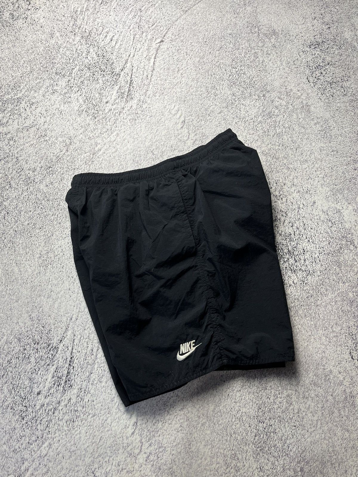 Nike Rare Vintage Nike Shorts Big Logo Y2K Size M Size US 32 / EU 48 - 13 Thumbnail