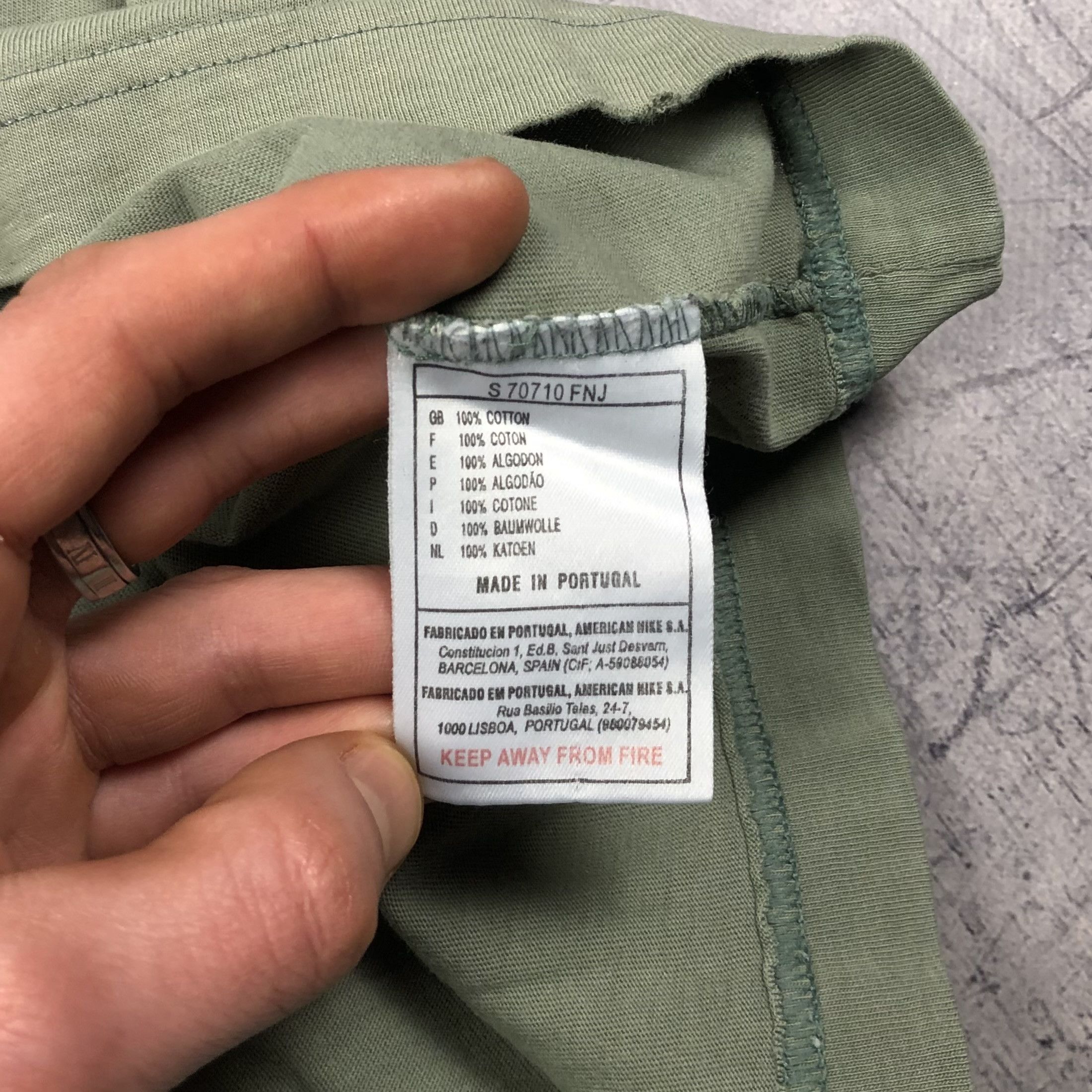 Nike Y2K Nike Swoosh Graphic Faded Tee Size US M / EU 48-50 / 2 - 8 Thumbnail
