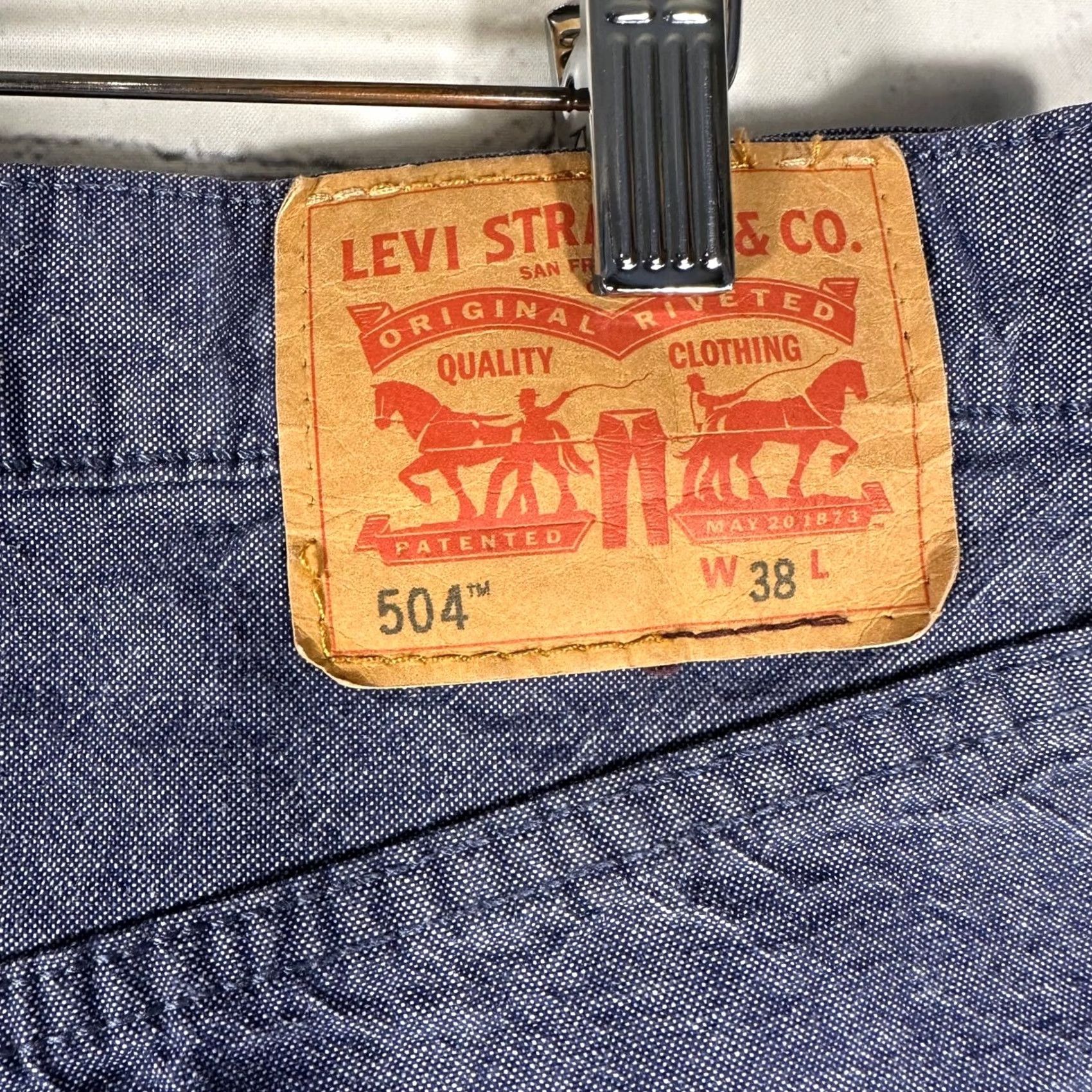 Levi's Levis 504 Regular Fit Blue Chambray Cotton Shorts Mens 38 504-1250 Size US 38 / EU 54 - 3 Thumbnail