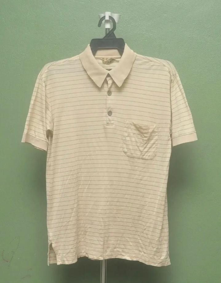 Hermes Vintage Hermes Made In Italy Short Sleeve Cream Colour Size US M / EU 48-50 / 2 - 1 Thumbnail