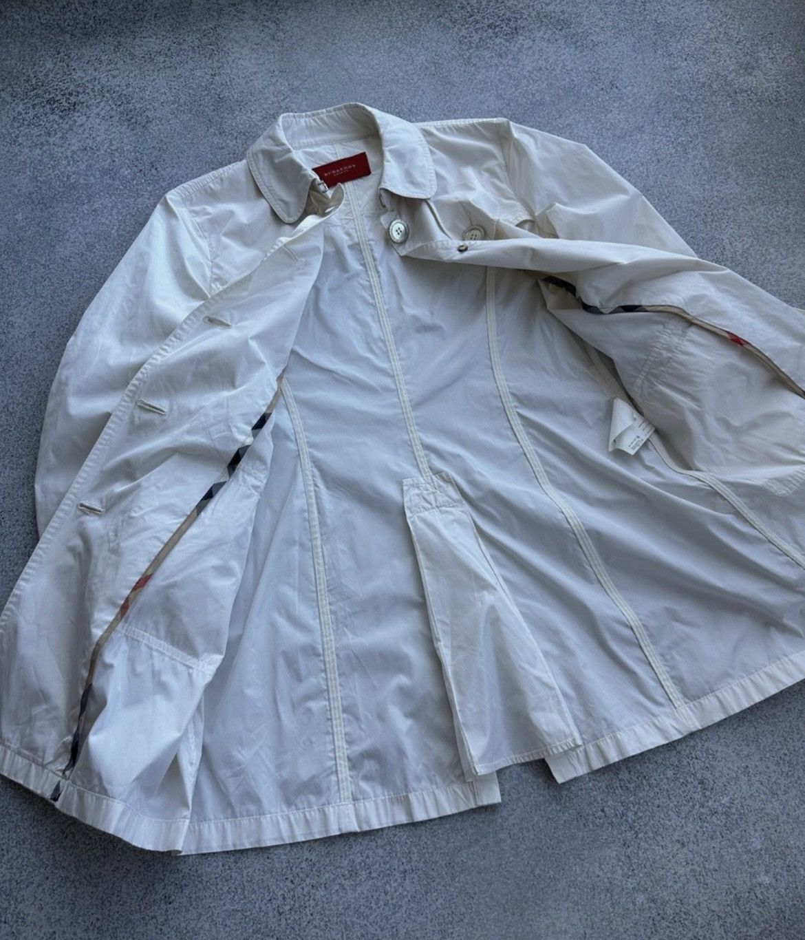 Burberry Burberry London Women’s White Lightweight Jacket Trench Coat Size M / US 6-8 / IT 42-44 - 3 Thumbnail