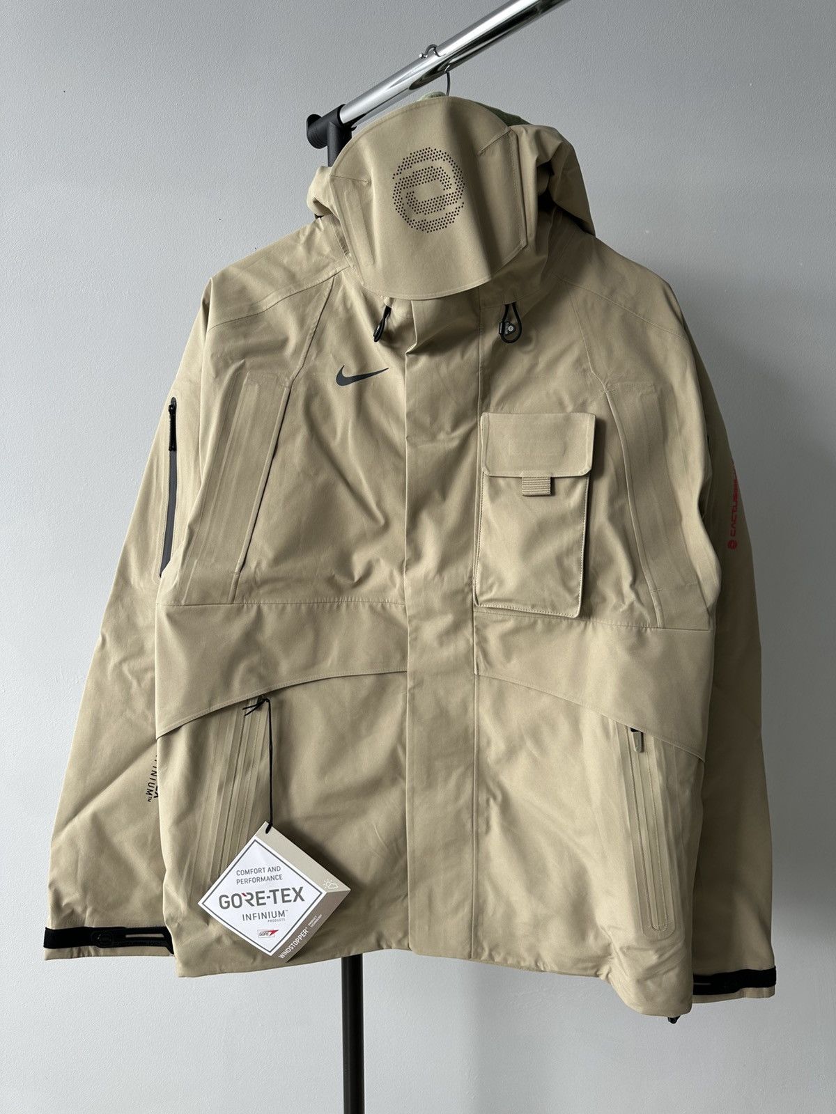 Nike × Travis Scott NWT $400 Nike x Cactus Jack Travis Scott NRG BH Jacket Beige Size US S / EU 44-46 / 1 - 1 Thumbnail