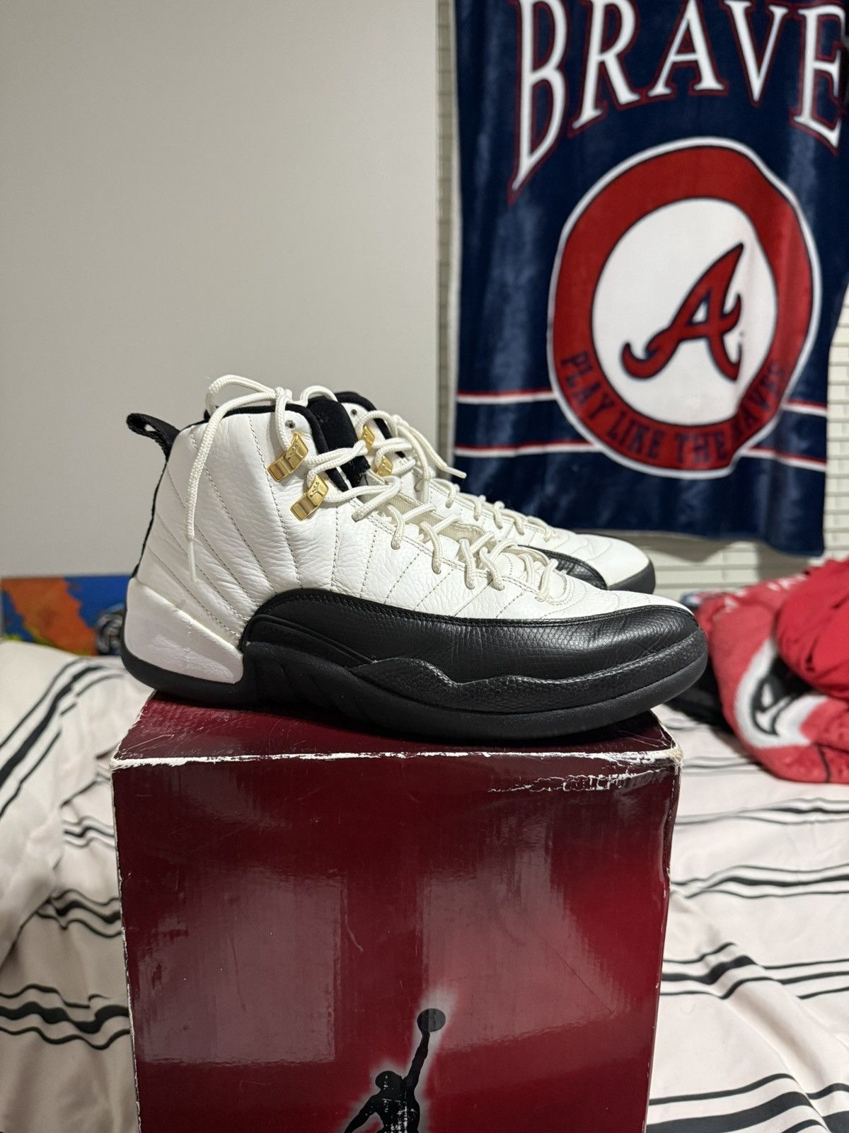 Jordan Brand Retro Air Jordan 11/12 Countdown Pack Size US 9 / EU 42 - 10 Thumbnail