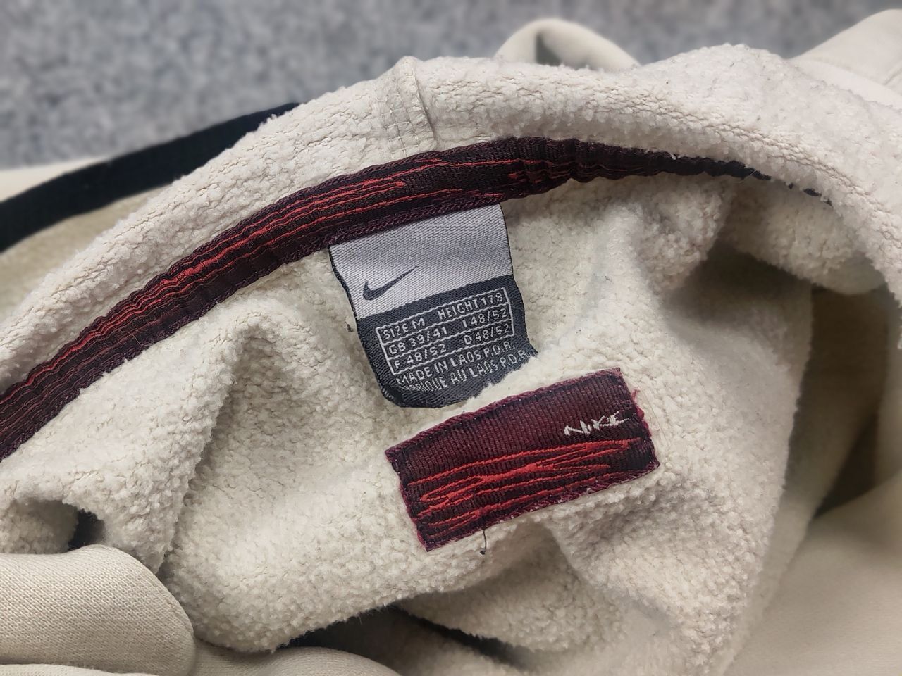 Nike Vintage 90's Cream Nike Embroidered Zip Hoodie Distressed Size US M / EU 48-50 / 2 - 19 Thumbnail