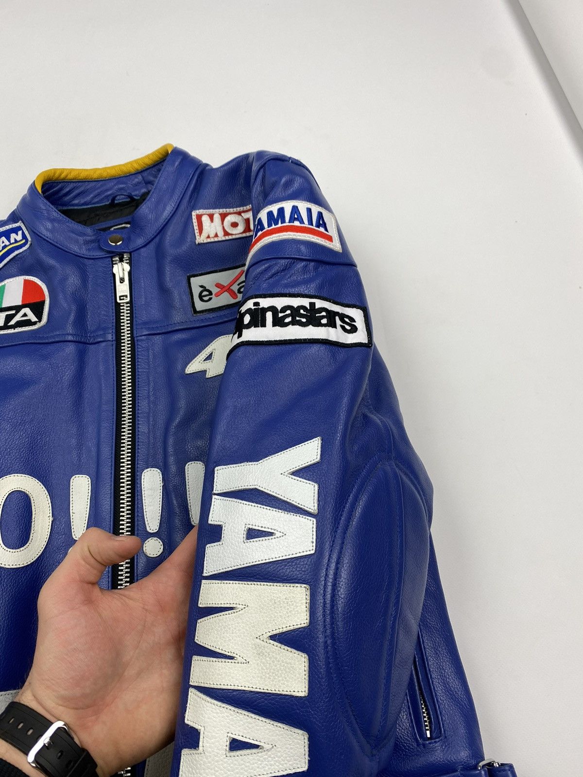 Yamaha VINTAGE RACING LEATHER JACKET VALENTINO ROSSI STYLE Size US S / EU 44-46 / 1 - 18 Thumbnail