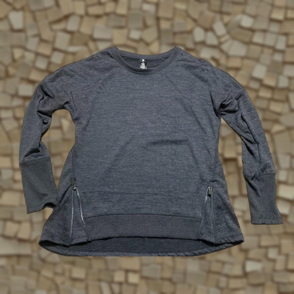 Alife Active Life Shirt Women's XL Black Long Sleeve Zip on the Side Shirt Activewear Pullover Womens XL Black Long Sleeve Zip on the Side 2000s? Size XL / US 12-14 / IT 48-50 - 1 Thumbnail